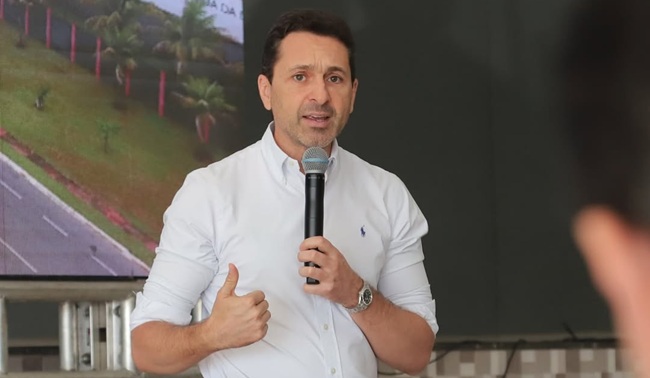 Prefeito Vilela faz reunião de alinhamento com secretariado