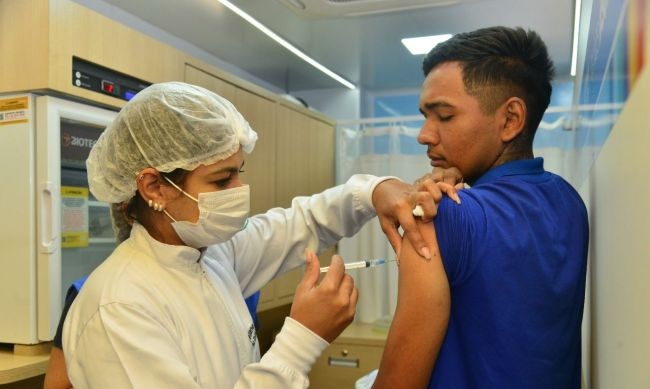 Prefeitura de Aparecida promove vacinação e testagem rápida para infecções sexuais na BR-153