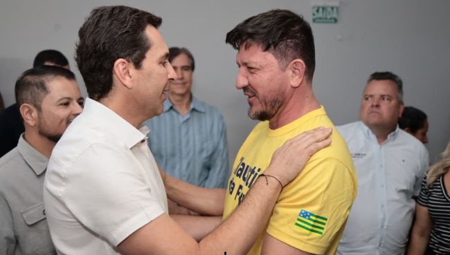 Glaustin da Fokus elogia Vilela e critica gestores passados em Aparecida