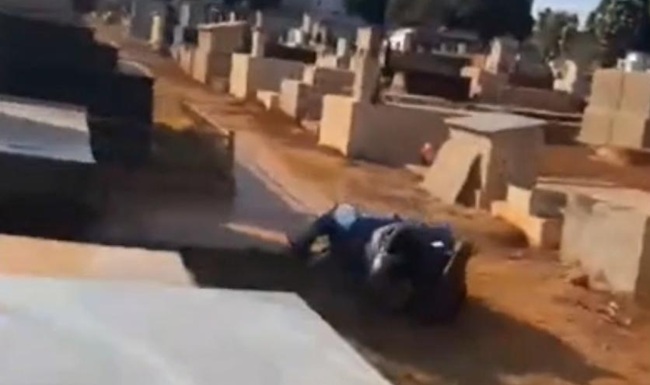 VÍDEO: Advogado e coveiro brigam dentro de cemitério por dívida