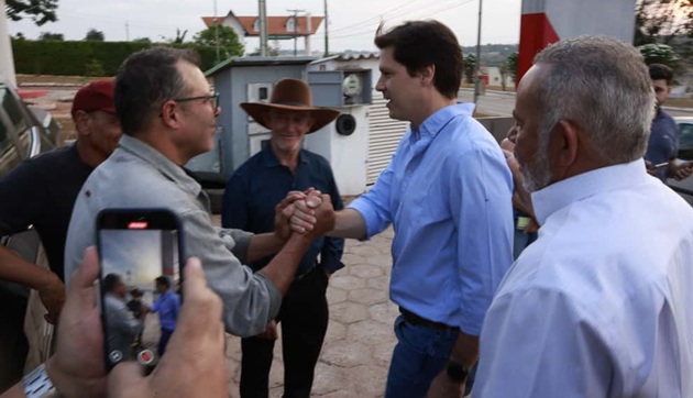 Daniel Vilela anuncia duplicação da GO-222, que liga Nerópolis a Inhumas