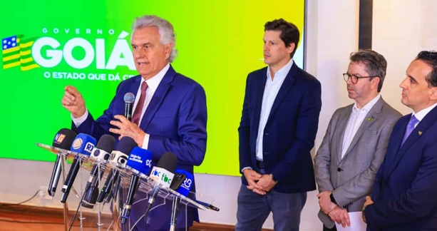 Caiado diz que Lula faz política eleitoreira na área da saúde; Governador aciona o STF