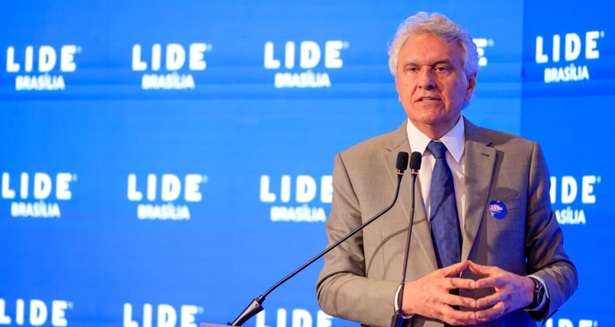 “O governo Lula está metendo a mão no bolso do goiano”, diz Caiado sobre aumento na energia