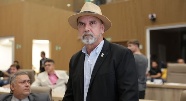 Vereador da base do prefeito pede vista em projeto que institui redução do ITBI em Aparecida