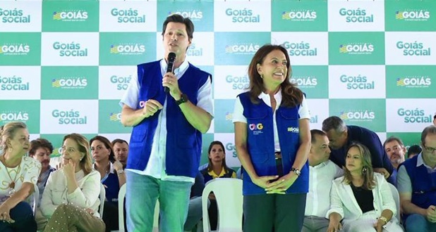 Em Novo Gama, Gracinha Caiado e Daniel Vilela entregam benefícios do Goiás Social