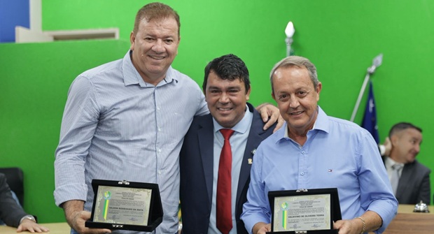 Câmara de Aragoiânia homenageia Gilsão Meu Povo