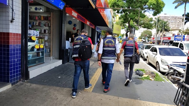 Procon Goiás autua 20 empresas por irregularidades durante a Black Friday