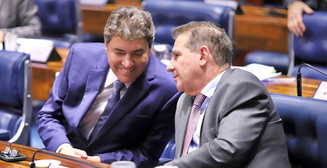 “Ele não convence nem o pessoal do partido dele”, diz Vanderlan sobre candidatura de Wilder