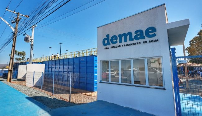 Justiça manda exonerar assessores do Departamento de Água e Esgoto de Caldas Novas