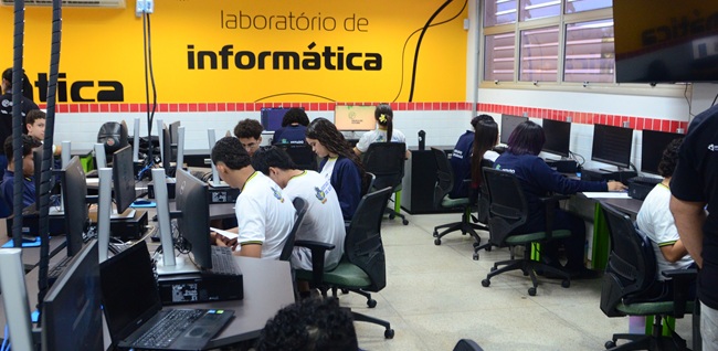 Escolas do Futuro de Goiás abrem mais de 600 vagas para cursos técnicos de nível médio
