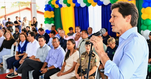 Com investimento de R$ 5,6 milhões, Daniel Vilela entrega novo colégio em Aparecida Com investimento de R$ 5,6 milhões, Daniel Vilela entrega novo colégio em Aparecida