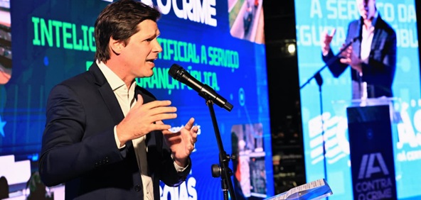 Daniel Vilela destaca IA Contra o Crime como novo modelo de combate à criminalidade Daniel Vilela destaca IA Contra o Crime como novo modelo de combate à criminalidade