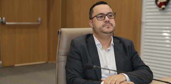 Vereador Tales assume o comando do PSB de Aparecida e busca manter Willian Panda na sigla Vereador Tales assume o comando do PSB de Aparecida e busca manter Willian Panda na sigla