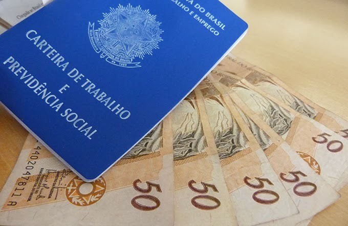 Goiás cresce no país e registra taxa de desocupação inédita Dados de Goiás mostra avanço na economia com crescimento e geração de empregos