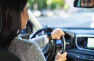 Aplicativo da Uber ganha função que permite priorizar motoristas mulheres em viagens solicitadas na plataforma