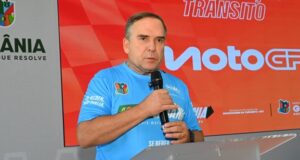 "Os que reclamam são os bezerros desmamados", diz prefeito Mabel sobre críticas de opositores