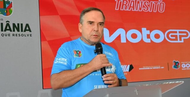 "Os que reclamam são os bezerros desmamados", diz prefeito Mabel sobre críticas de opositores