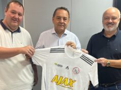 Adriano do Baldy convida Tatá Teixeira para disputar vaga na Alego em 2026