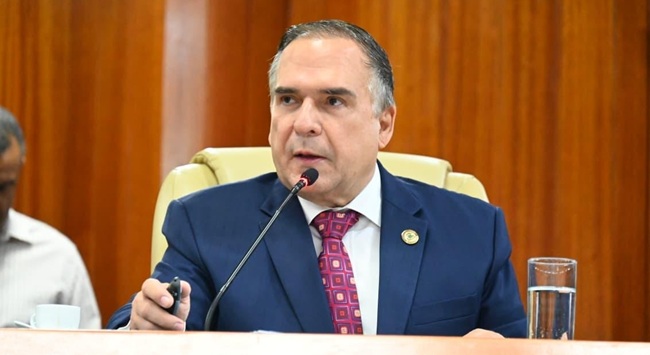 Prefeito Mabel garante vale-alimentação para 2.084 profissionais da Saúde Prefeito Mabel garante vale-alimentação para 2.084 profissionais da Saúde