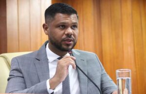 Eleições 2026: Romário Policarpo acerta com novo partido para disputar a Alego