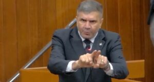 Vereador diz que Toffoli e Moraes deveriam estar presos e sai em defesa de Bolsonaro