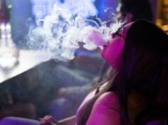 Centro-oeste lidera aumento no uso de cigarro eletrônico entre adolescentes Adolescentes impulsionam aumento no uso de cigarro eletrônico no Centro-Oeste