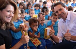 Prefeito Vilela lança vacinação escolar com meta de imunizar 30 mil crianças