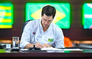 Daniel Vilela promove ajustes no primeiro escalão e mantém continuidade no Governo