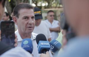 Vanderlan abre o jogo sobre postura de Izaura, mesmo sendo suplente de Wilder Morais
