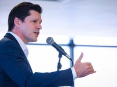 “Agressor de mulher vai ter que pagar pelo próprio monitoramento”, anuncia Daniel Vilela "Agressor de mulher vai ter que pagar pelo próprio monitoramento", anuncia Daniel Vilela