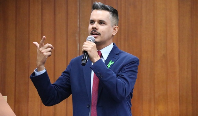 Vereador de Goiânia é preso pela PM em manifestação do MST no interior de Goiás Vereador de Goiânia é preso pela PM em manifestação do MST no interior de Goiás