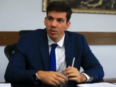 Pedro Sales chama Lula de “atraso”, Bolsonaro de “passado” e aposta em Caiado para 2026 Pedro Sales chama Lula de “atraso”, Bolsonaro de “passado” e aposta em Caiado para 2026