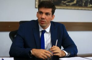 Pedro Sales chama Lula de “atraso”, Bolsonaro de “passado” e aposta em Caiado para 2026