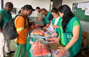 Comurg entrega 115 mil novos uniformes e EPIs aos servidores