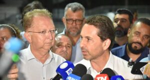 Vilela diz que Aparecida vai virar "canteiro de obras" durante inauguração de praça