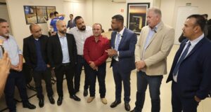 Romário visita a Câmara de Aparecida e admite possível apoio de vereadores para deputado