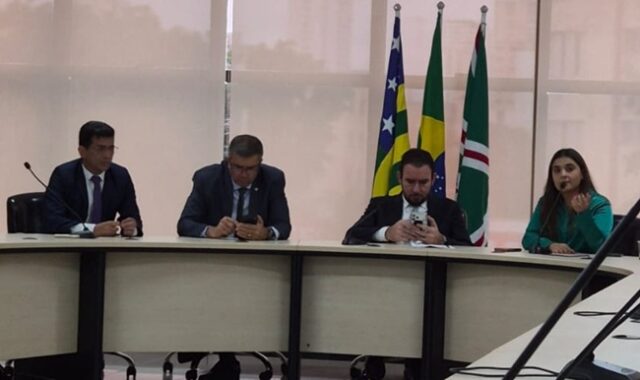 Secretária de Governo discute com vereadores de Goiânia andamento de emendas impositivas
