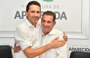 Eleições 2026: Prefeito Vilela sinaliza apoio à reeleição de Vanderlan Cardoso