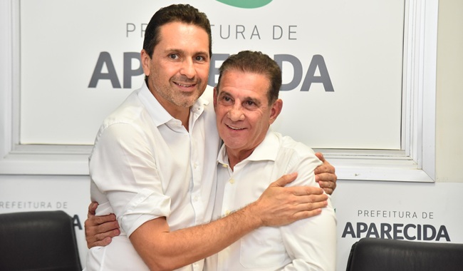 Eleições 2026: Prefeito Vilela sinaliza apoio à reeleição de Vanderlan Cardoso Eleições 2026: Prefeito Vilela sinaliza apoio à reeleição de Vanderlan Cardoso