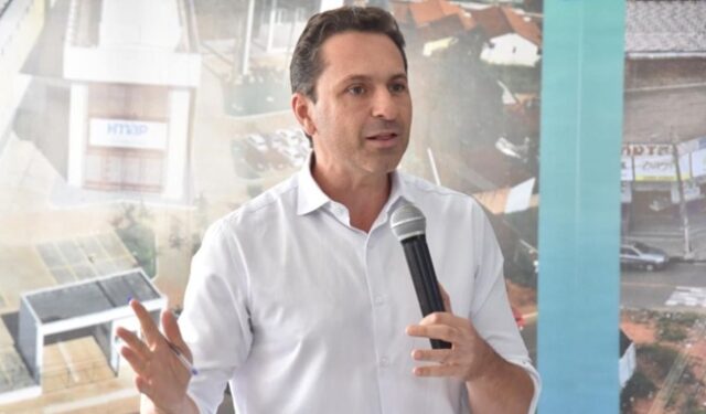 Ao destacar trabalho de recuperação, prefeito Vilela diz: "O que fizeram chega a ser criminoso”