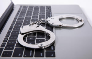 Goiás usa inteligência artificial no combate ao crime e já supera 1,3 mil casos resolvidos Tecnologia ajuda forças policiais de Goiás em investigações e ações contra o crime