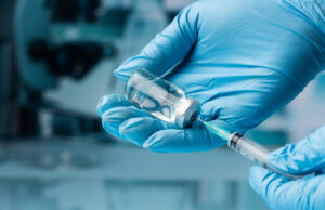 Anvisa autoriza produção no Brasil de vacina contra Chikungunya Vacina contra Chikungunya começa a ser produzida no Brasil após aval da Anvisa