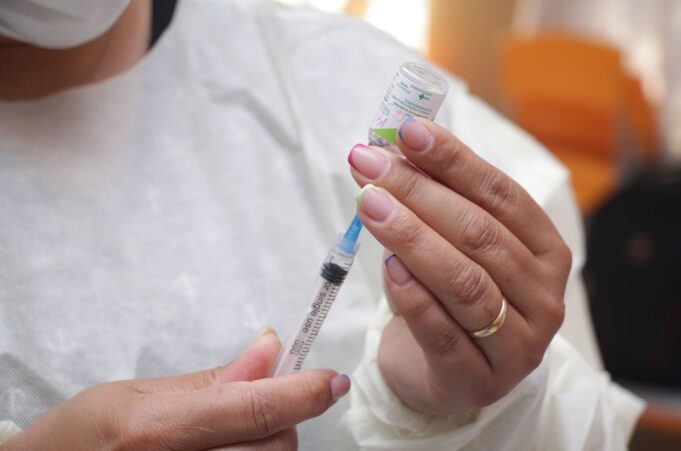 Prefeitura de Aparecida libera vacinação contra gripe para toda a população; veja onde tomar a dose Vacina contra a gripe está disponível para toda a população acima de 6 meses em Aparecida de Goiânia