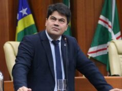 Vereador pode provocar demissão de 6 mil professores em Goiânia