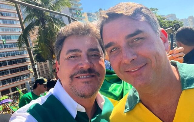 Wilder Morais planeja lançar pré-campanha ao governo com presença de Flávio Bolsonaro Wilder Morais planeja lançar pré-campanha ao governo com presença de Flávio Bolsonaro
