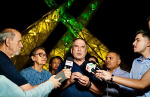 Mabel entrega revitalização de monumentos da Av. 85: “Tornar Goiânia cada vez mais bonita” Mabel entrega revitalização de monumentos da Av. 85: "Tornar Goiânia cada vez mais bonita"