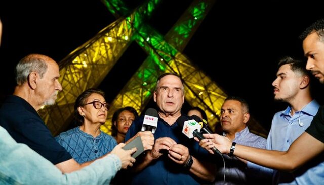 Mabel entrega revitalização de monumentos da Av. 85: "Tornar Goiânia cada vez mais bonita" Mabel entrega revitalização de monumentos da Av. 85: "Tornar Goiânia cada vez mais bonita"