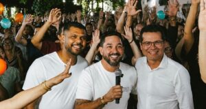 Thialu reúne lideranças políticas em apoio à pré-candidatura de Romário Policarpo Thialu reúne lideranças políticas em apoio à pré-candidatura de Romário Policarpo