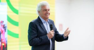 Caiado reage a cortes no orçamento das Forças Armadas e critica o presidente Lula Caiado reage a cortes no orçamento das Forças Armadas e critica o presidente Lula