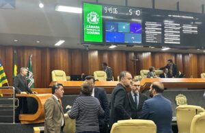 Câmara de Goiânia aprova reajuste de 5,4% nos vencimentos do magistério municipal Câmara de Goiânia aprova reajuste de 5,4% nos vencimentos do magistério municipal